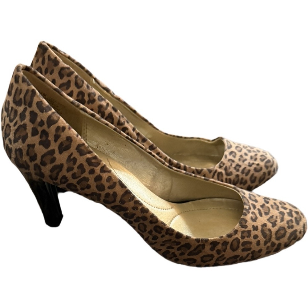 Bandolino brown Leopard Animal Print Pumps Heels Size 8.5 Mob Wife Retro